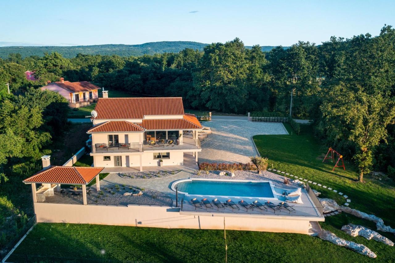 Luxury Villa Santa Cruz With Xl Pool And Jacuzzi Potpićan Eksteriør bilde