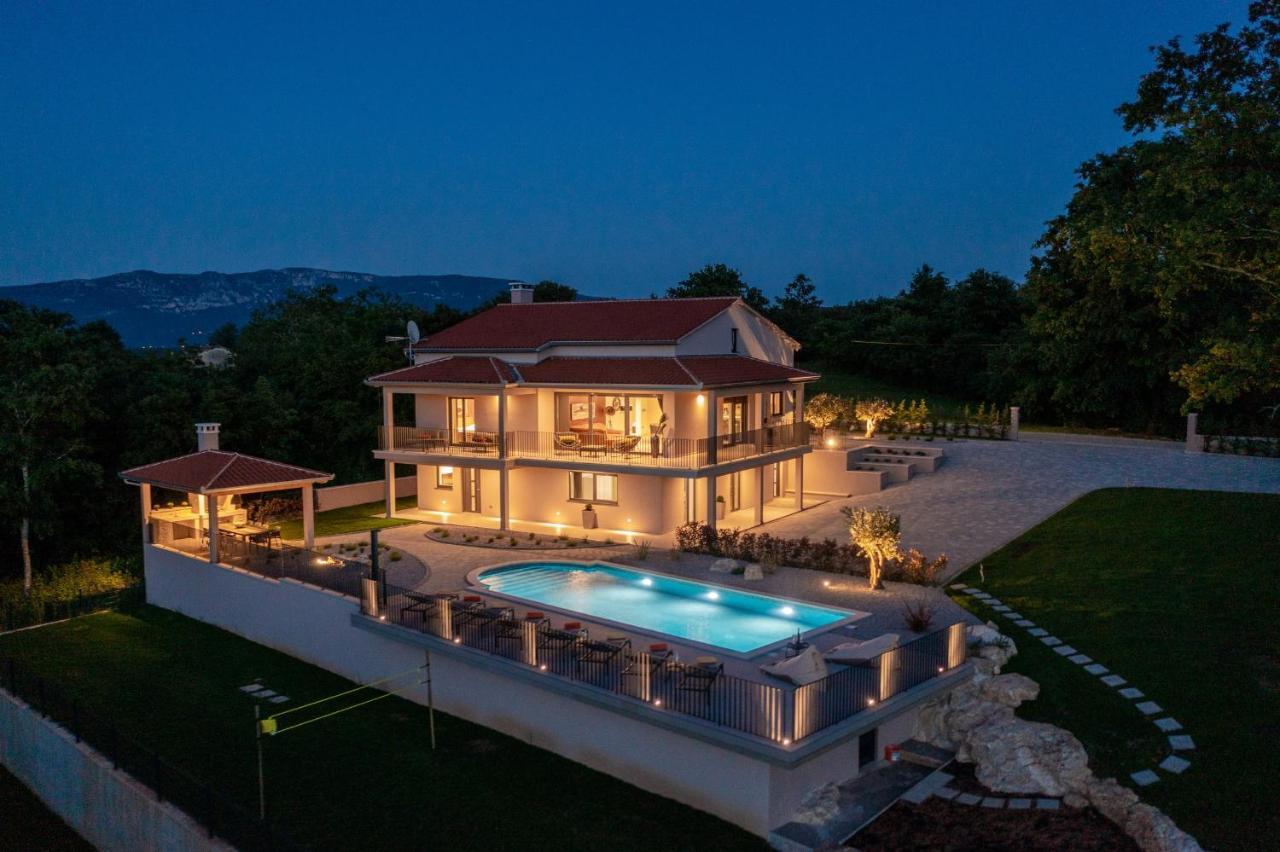 Luxury Villa Santa Cruz With Xl Pool And Jacuzzi Potpićan Eksteriør bilde