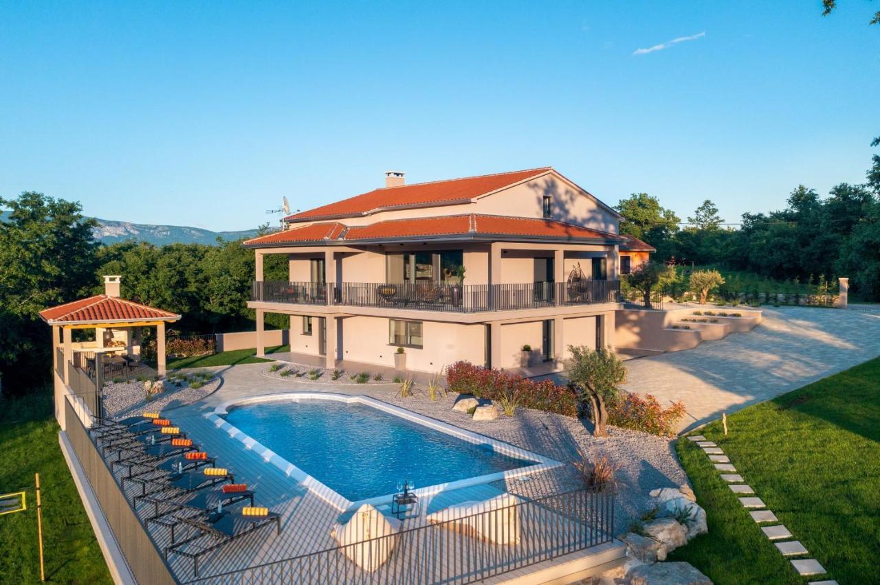 Luxury Villa Santa Cruz With Xl Pool And Jacuzzi Potpićan Eksteriør bilde